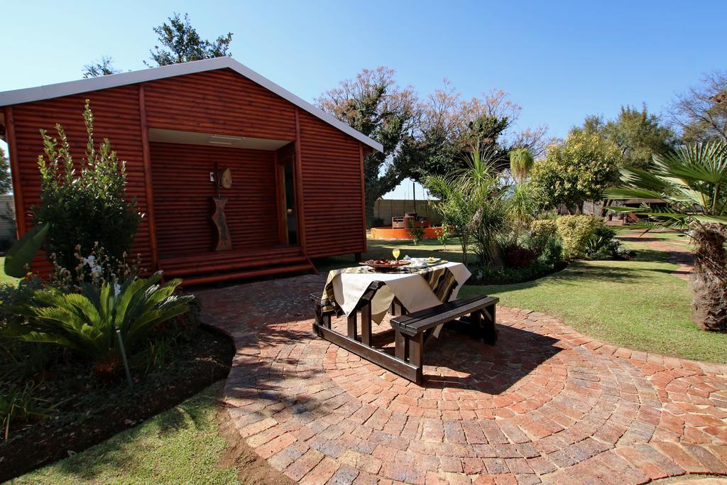 Summer Garden Guest House Бенони Экстерьер фото