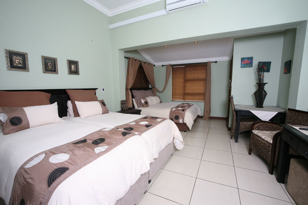 Summer Garden Guest House Бенони Экстерьер фото