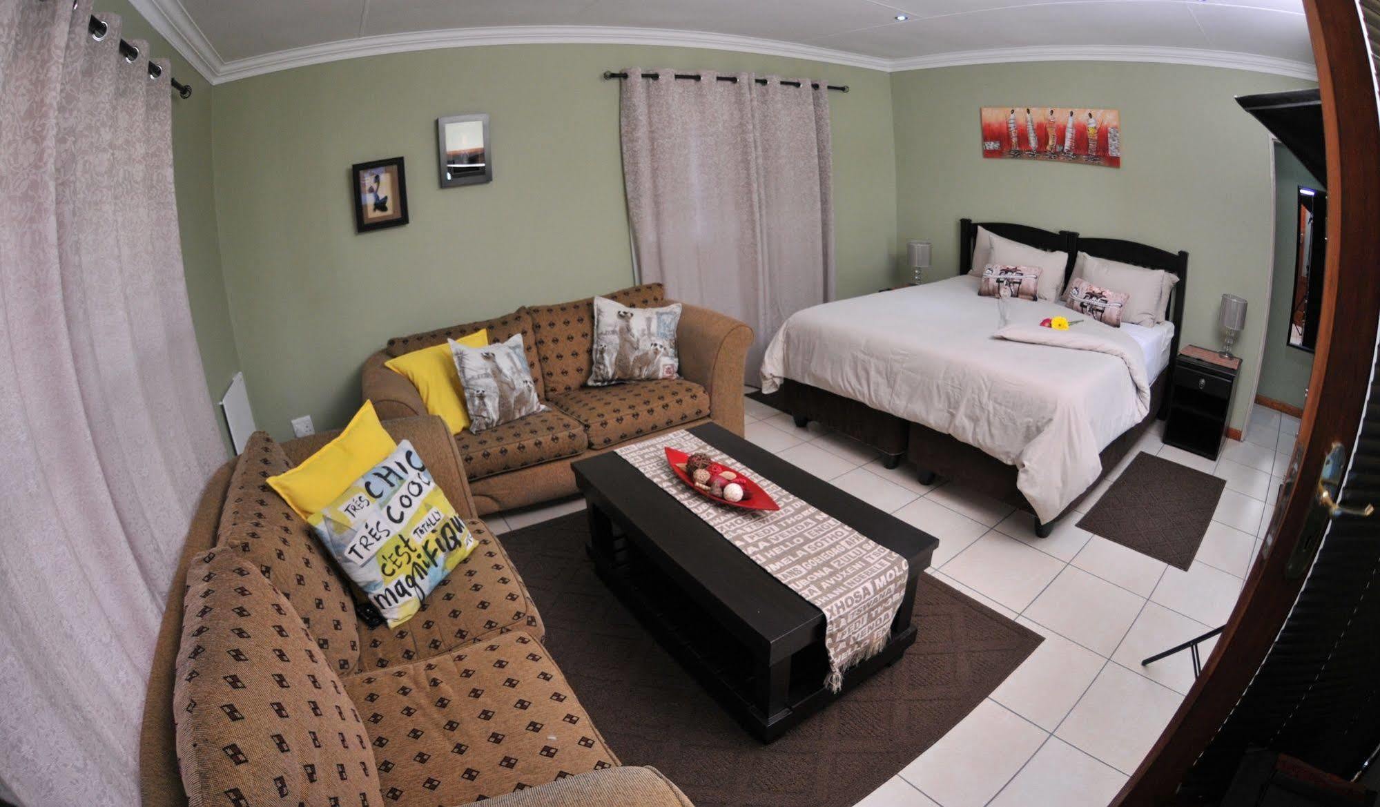 Summer Garden Guest House Бенони Экстерьер фото